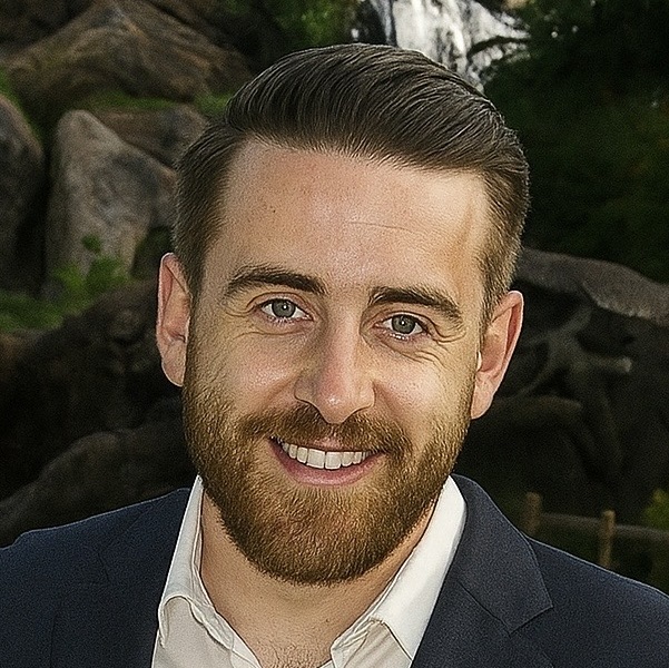Dr Chris Devany